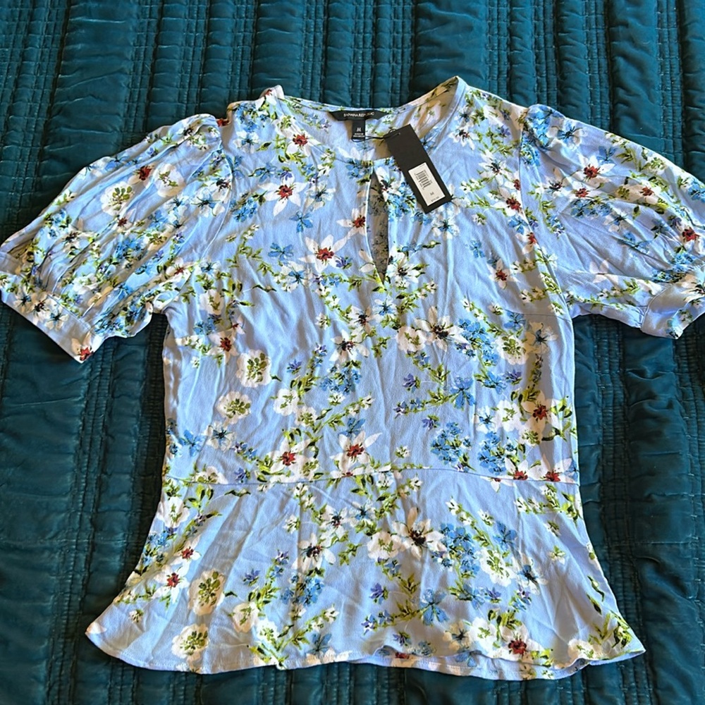 NWT peplum blouse w/ keyhole
